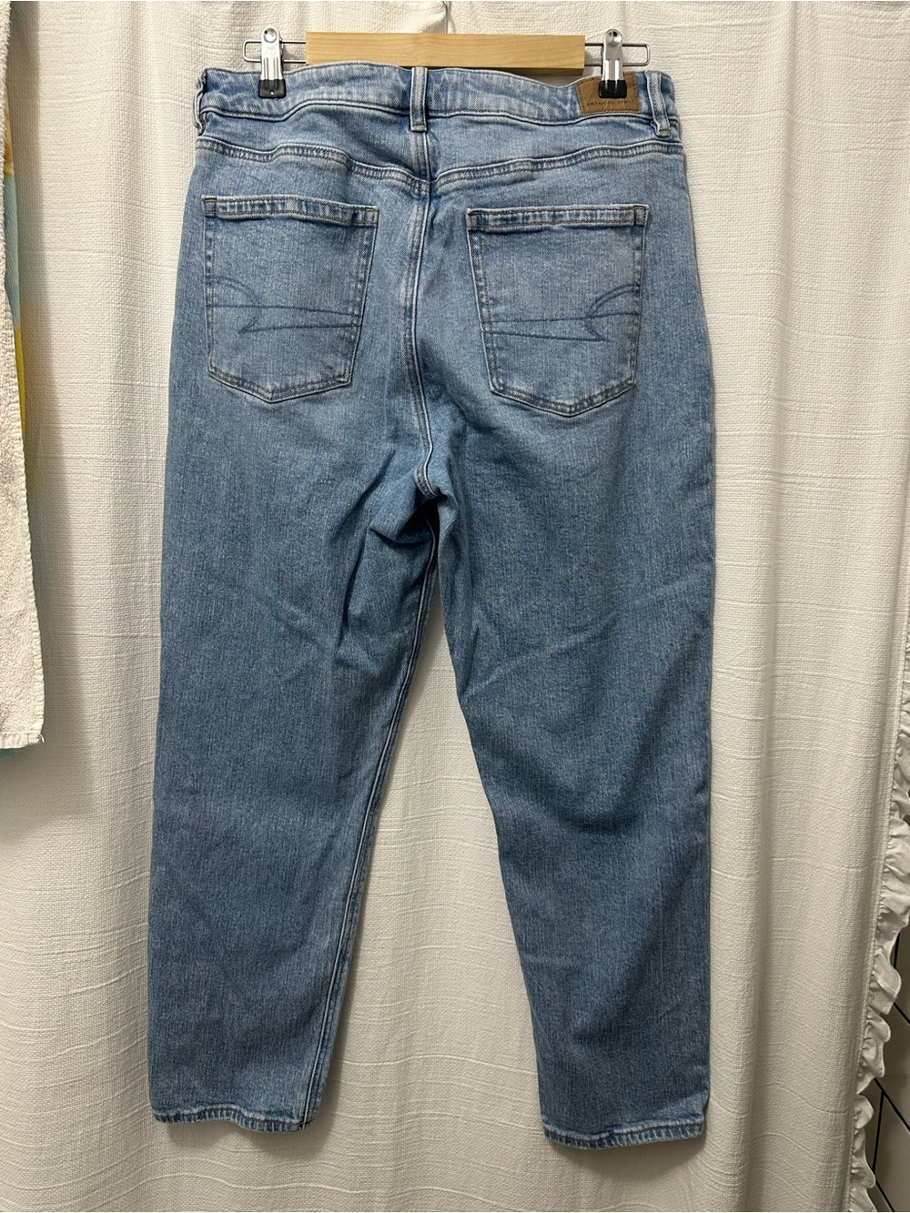 American Eagle Outfitters Jeans - Picture 2 of 3